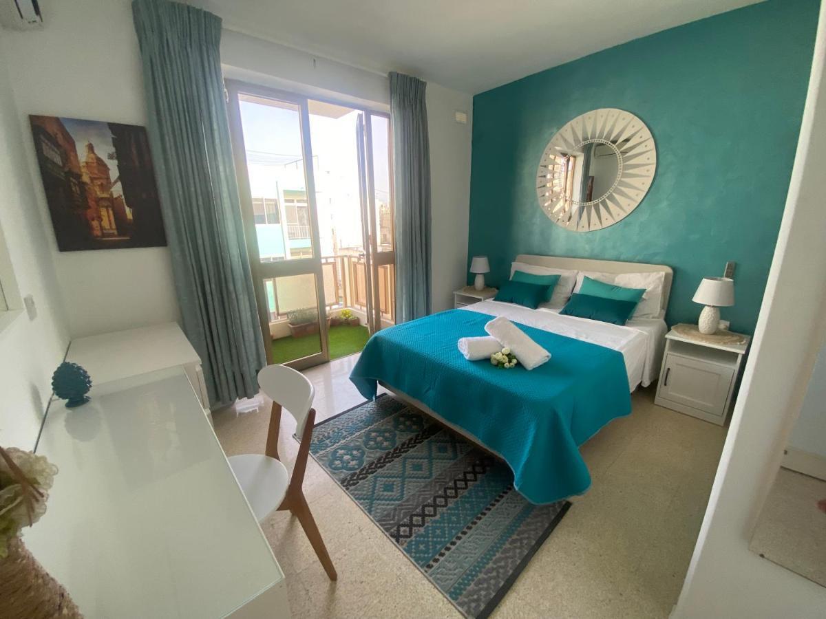St Paul'S Bay Central Apartment In Qawra St. Paul's Bay Exterior foto